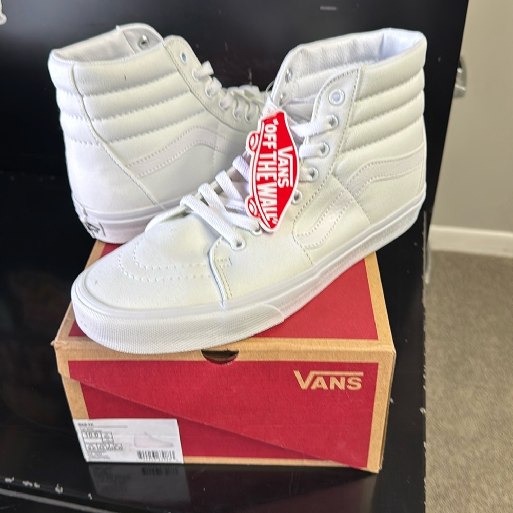 BRAND NEW Vans - Sk8-Hi Canvas Shoes